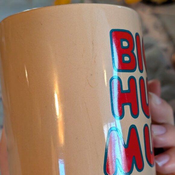 Iconic Pop Culture 80s Vintage Big Hug Mug Tan Orange Red Big Bubble Letters - Picture 4 of 9